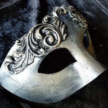 Cheeky Mask 3